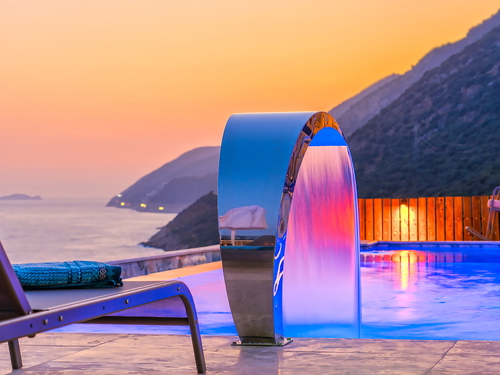  gece  -  Kasım
  | Kaş Yeniköy’de Deniz Manzaralı, Jakuzili Balayı ve Aile Villası – 4 Kişilik Tatil İçin İdeal Seçim